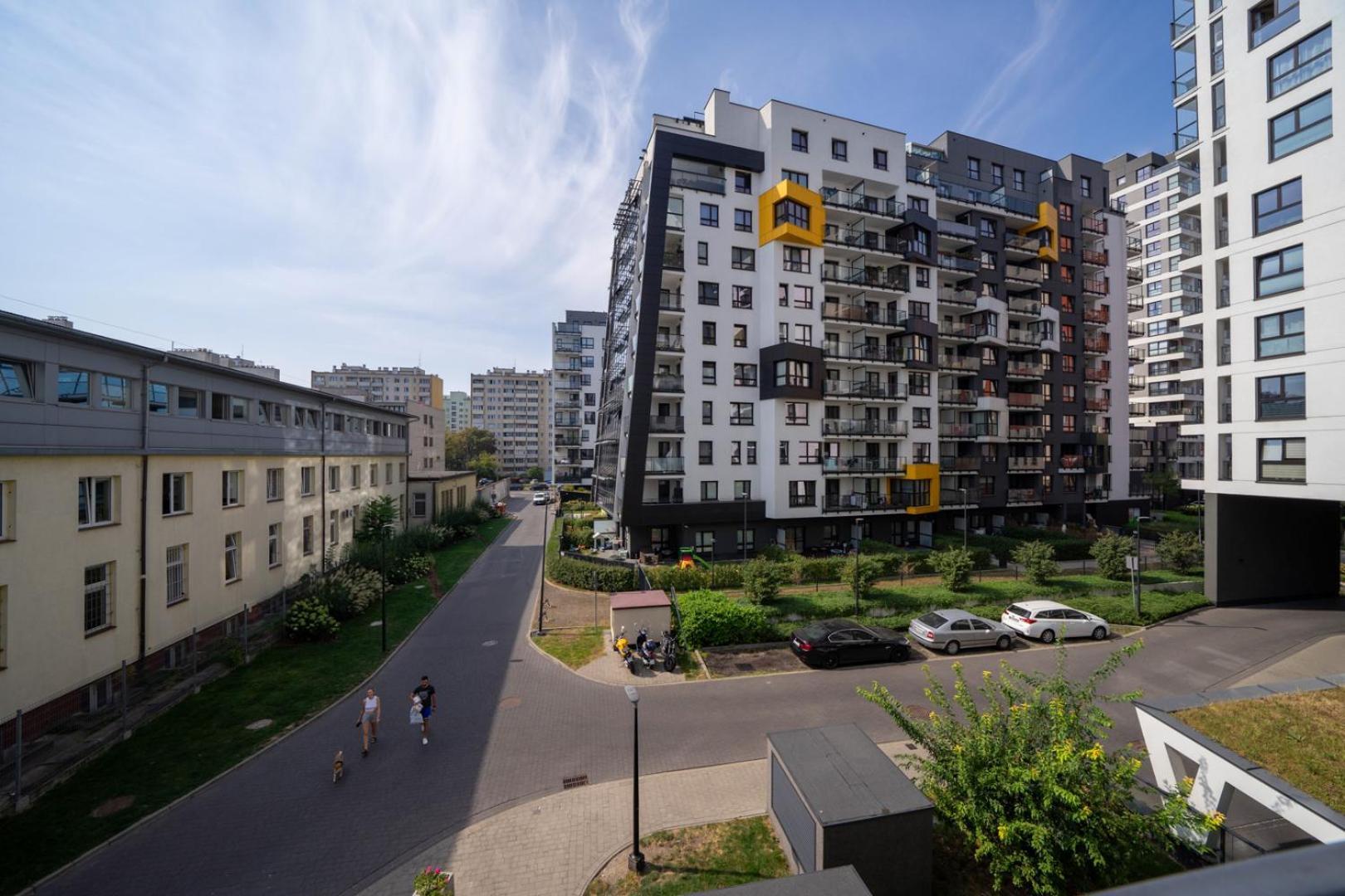 Skierniewicka Apt - Parking, Workspace, Balcony - By Rentujemy Warsawa Bagian luar foto