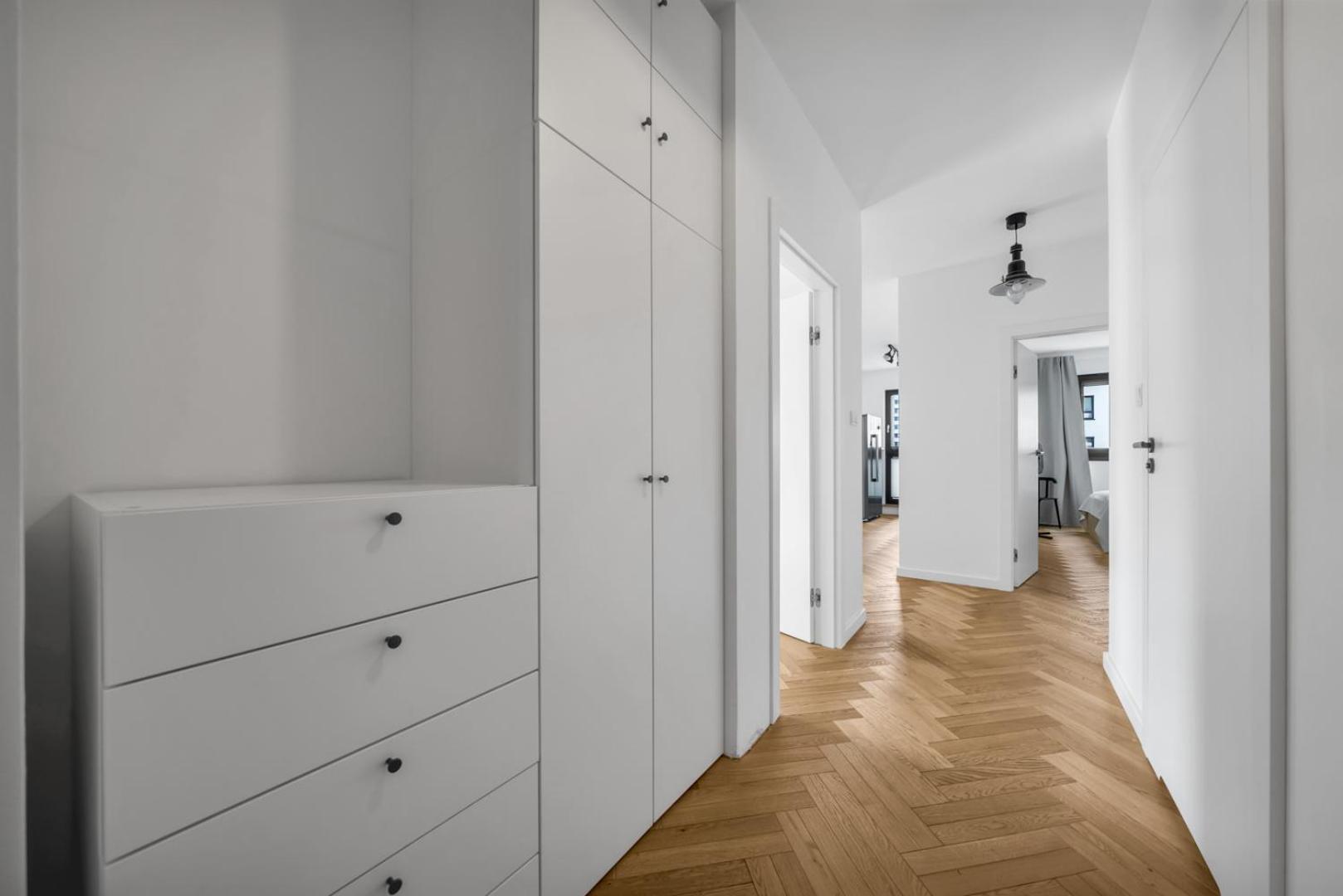 Skierniewicka Apt - Parking, Workspace, Balcony - By Rentujemy Warsawa Bagian luar foto