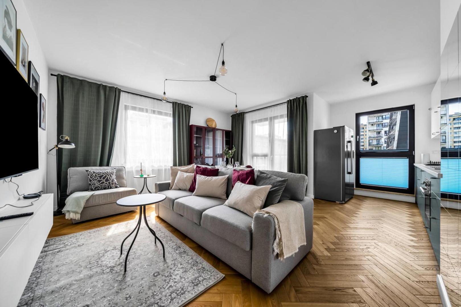 Skierniewicka Apt - Parking, Workspace, Balcony - By Rentujemy Warsawa Bagian luar foto
