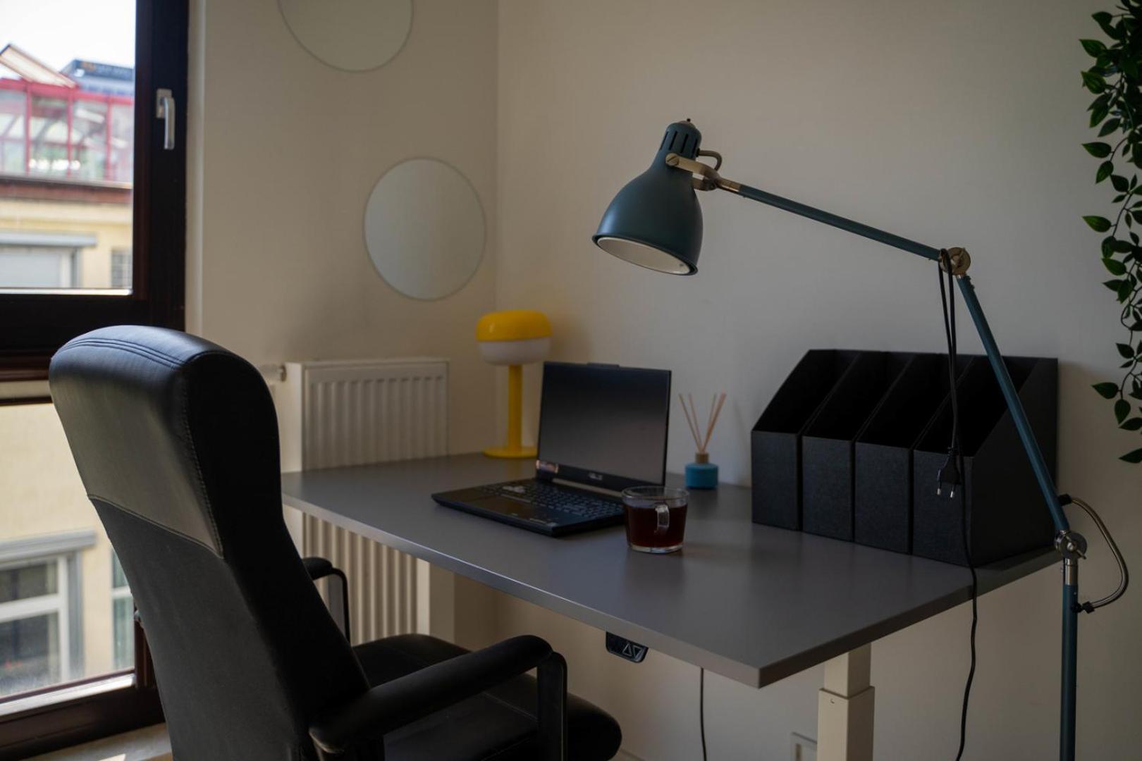 Skierniewicka Apt - Parking, Workspace, Balcony - By Rentujemy Warsawa Bagian luar foto