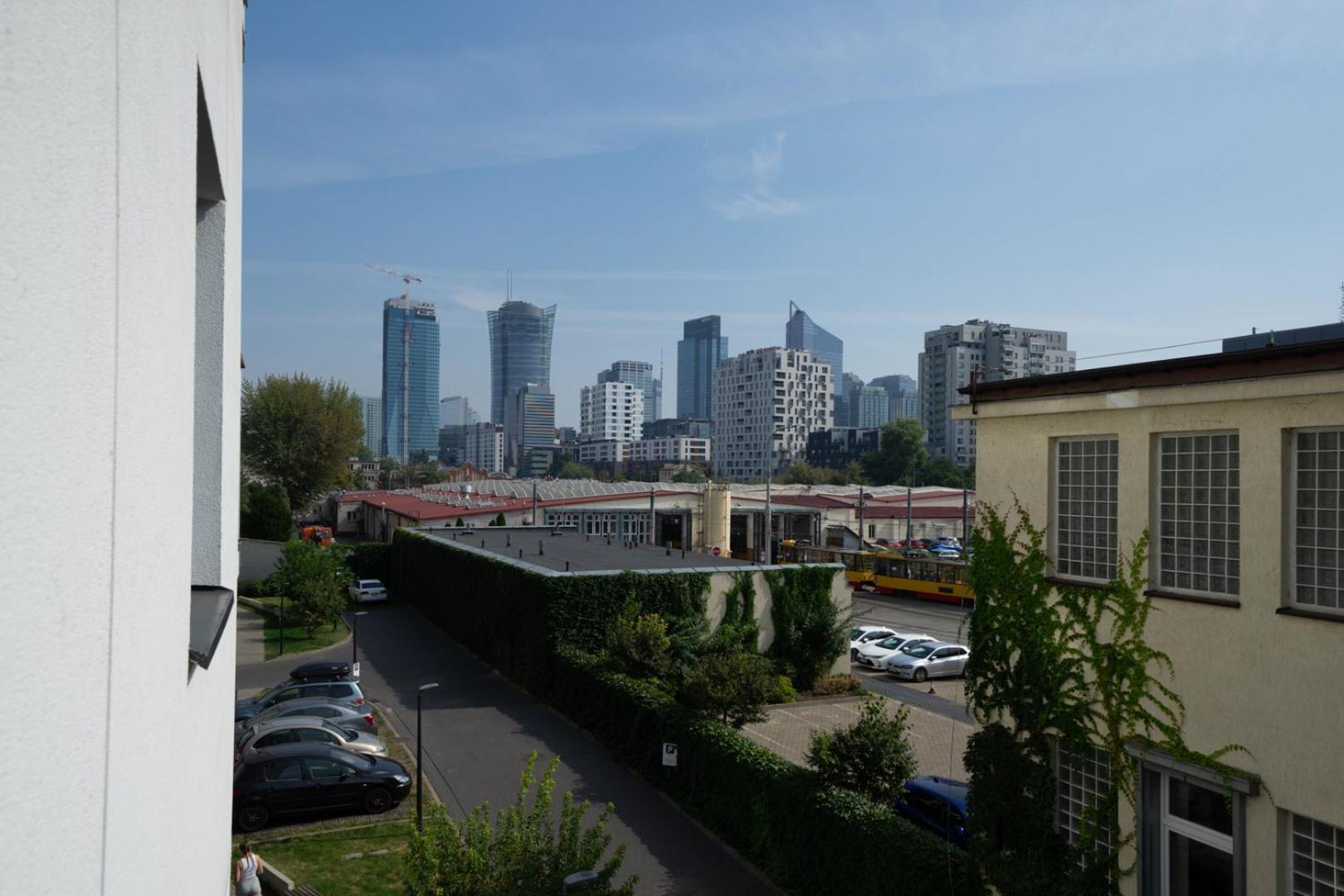Skierniewicka Apt - Parking, Workspace, Balcony - By Rentujemy Warsawa Bagian luar foto