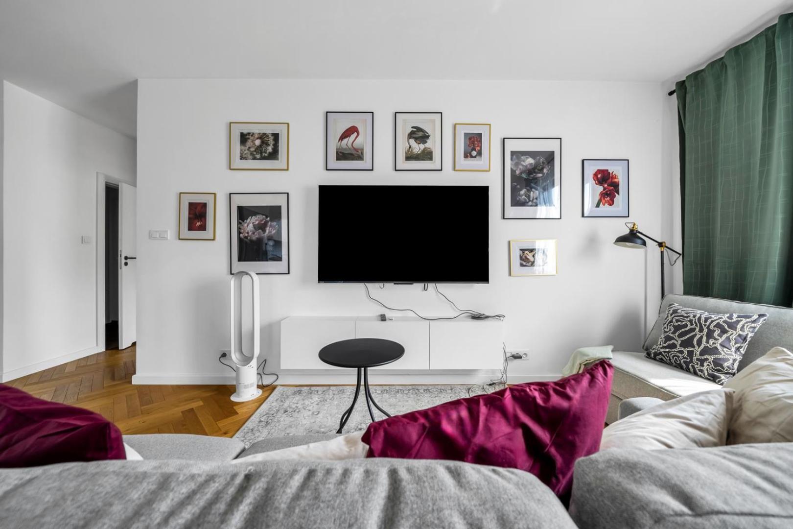 Skierniewicka Apt - Parking, Workspace, Balcony - By Rentujemy Warsawa Bagian luar foto